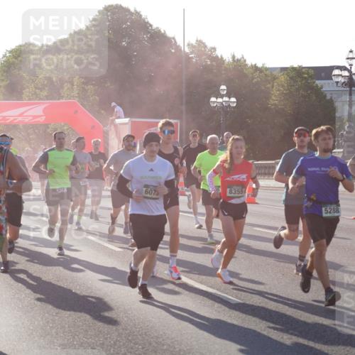07.09.2025 - BARMER Alsterlauf Yannick Fuchs http://msf.ph/oto/8730402 07.09.2025 08:58:38 Laufen 2811, 95, 4927, 212, 2954, 6075, 8355, 5288 meine-sportfotos.de