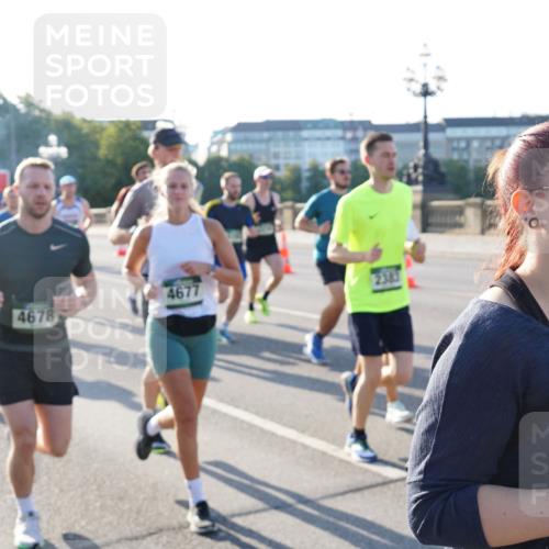 07.09.2025 - BARMER Alsterlauf Yannick Fuchs http://msf.ph/oto/8730620 07.09.2025 08:59:17 Laufen 4677, 4678, 2383 meine-sportfotos.de