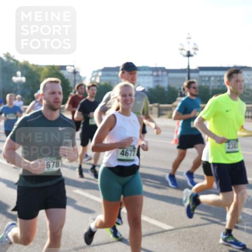 07.09.2025 - BARMER Alsterlauf Yannick Fuchs http://msf.ph/oto/8730623 07.09.2025 08:59:18 Laufen 238, 4677, 678 meine-sportfotos.de