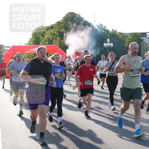 07.09.2025 - BARMER Alsterlauf Yannick Fuchs http://msf.ph/oto/8730640 07.09.2025 08:59:21 Laufen 44444, 883, 4436, 5208, 6229, 3983, 4925 meine-sportfotos.de