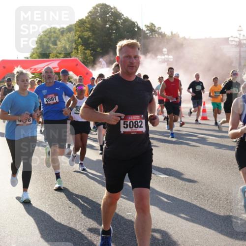 07.09.2025 - BARMER Alsterlauf Yannick Fuchs http://msf.ph/oto/8730694 07.09.2025 08:59:31 Laufen 4414, 2474, 2891, 82, 5082, 820, 8009 meine-sportfotos.de