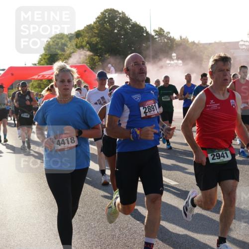 07.09.2025 - BARMER Alsterlauf Yannick Fuchs http://msf.ph/oto/8730702 07.09.2025 08:59:32 Laufen 44414, 2670, 8306, 4418, 2891, 4867, 6204, 2941, 8203 meine-sportfotos.de