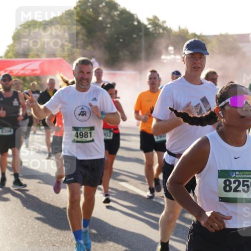 07.09.2025 - BARMER Alsterlauf Yannick Fuchs http://msf.ph/oto/8730710 07.09.2025 08:59:34 Laufen 4981, 36, 8259, 5006 meine-sportfotos.de