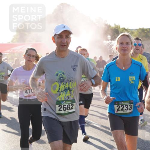 07.09.2025 - BARMER Alsterlauf Yannick Fuchs http://msf.ph/oto/8730762 07.09.2025 08:59:43 Laufen 3572, 5326, 470, 36, 2662, 36, 2233 meine-sportfotos.de