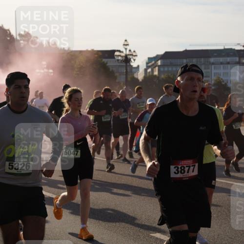 07.09.2025 - BARMER Alsterlauf Yannick Fuchs http://msf.ph/oto/8730774 07.09.2025 08:59:46 Laufen 3810, 10, 5326, 5047, 5003, 8050, 136, 3877, 3073 meine-sportfotos.de