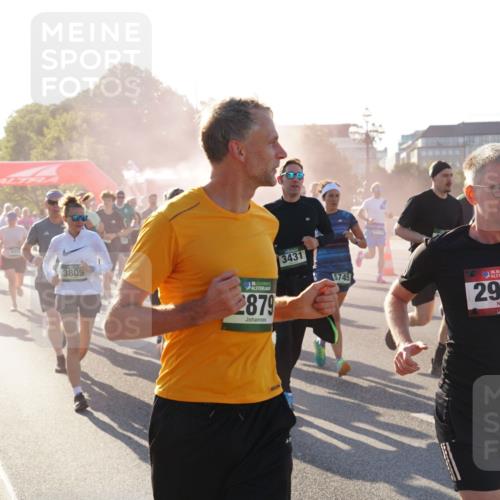 07.09.2025 - BARMER Alsterlauf Yannick Fuchs http://msf.ph/oto/8730788 07.09.2025 08:59:47 Laufen 3809, 136, 2879, 3431, 5745, 2900 meine-sportfotos.de