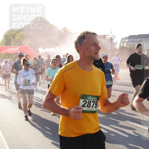 07.09.2025 - BARMER Alsterlauf Yannick Fuchs http://msf.ph/oto/8730789 07.09.2025 08:59:47 Laufen 444, 3809, 36, 2879, 5745, 4827, 36, 2900 meine-sportfotos.de
