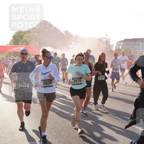 07.09.2025 - BARMER Alsterlauf Yannick Fuchs http://msf.ph/oto/8730799 07.09.2025 08:59:49 Laufen 44444, 5078, 5026, 5367, 6169, 2481, 3809, 3810, 8311, 3431 meine-sportfotos.de