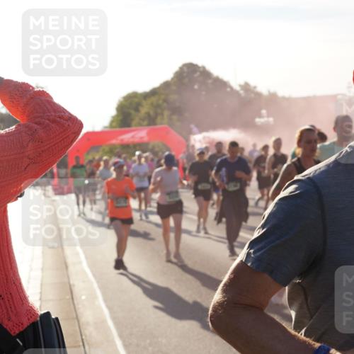 07.09.2025 - BARMER Alsterlauf Yannick Fuchs http://msf.ph/oto/8730811 07.09.2025 08:59:50 Laufen  meine-sportfotos.de