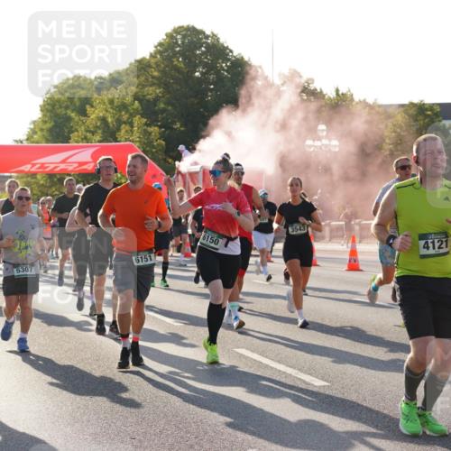 07.09.2025 - BARMER Alsterlauf Yannick Fuchs http://msf.ph/oto/8730853 07.09.2025 08:59:58 Laufen 5316, 2484, 5307, 6151, 6150, 3543, 4121, 3276 meine-sportfotos.de
