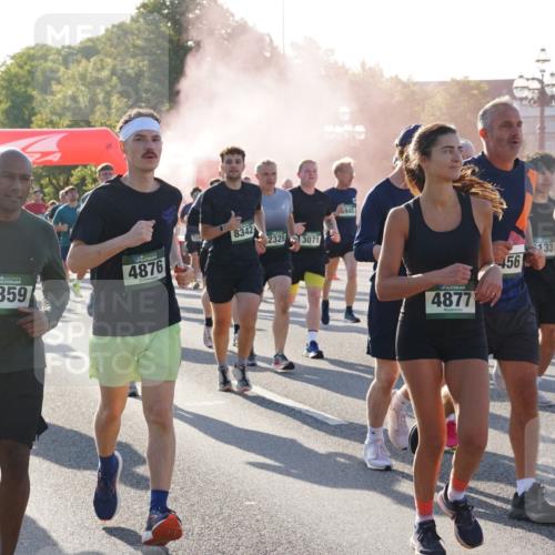 07.09.2025 - BARMER Alsterlauf Yannick Fuchs http://msf.ph/oto/8730944 07.09.2025 09:00:15 Laufen 36, 8359, 4876, 8342, 2328, 3071, 6945, 4877, 456, 133 meine-sportfotos.de