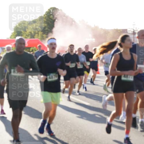 07.09.2025 - BARMER Alsterlauf Yannick Fuchs http://msf.ph/oto/8730946 07.09.2025 09:00:15 Laufen 4877 meine-sportfotos.de