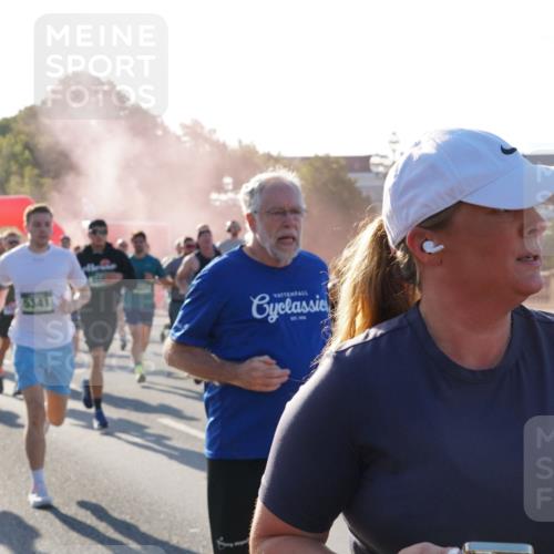 07.09.2025 - BARMER Alsterlauf Yannick Fuchs http://msf.ph/oto/8730964 07.09.2025 09:00:18 Laufen 5341, 5457 meine-sportfotos.de