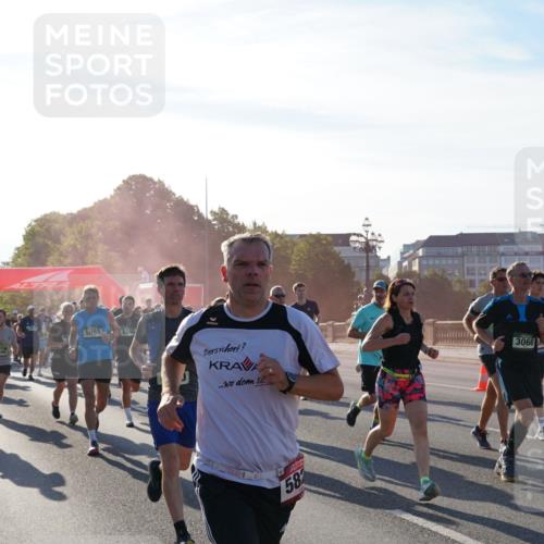 07.09.2025 - BARMER Alsterlauf Yannick Fuchs http://msf.ph/oto/8730993 07.09.2025 09:00:24 Laufen 4444, 3514175, 4006, 5051, 8240, 3066, 587 meine-sportfotos.de