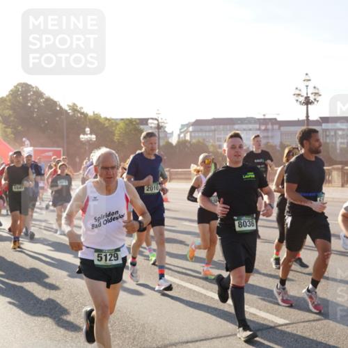 07.09.2025 - BARMER Alsterlauf Yannick Fuchs http://msf.ph/oto/8731018 07.09.2025 09:00:30 Laufen 5949, 9, 2076, 4912, 2010, 5129, 8036, 2298, 10 meine-sportfotos.de