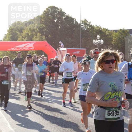 07.09.2025 - BARMER Alsterlauf Yannick Fuchs http://msf.ph/oto/8731099 07.09.2025 09:00:44 Laufen 1284, 2119, 4485, 2179, 8224, 5498, 36, 58, 2040, 5935, 4193 meine-sportfotos.de
