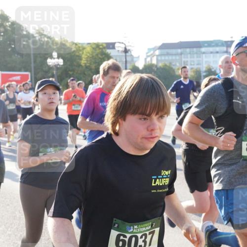 07.09.2025 - BARMER Alsterlauf Yannick Fuchs http://msf.ph/oto/8731222 07.09.2025 09:01:04 Laufen 2043, 36, 6037, 136, 8159 meine-sportfotos.de