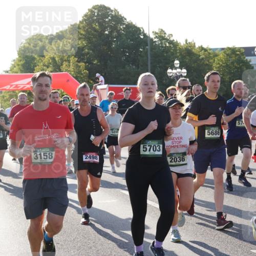 07.09.2025 - BARMER Alsterlauf Yannick Fuchs http://msf.ph/oto/8731239 07.09.2025 09:01:07 Laufen 5489, 51, 5490, 3158, 2498, 5895, 5703, 2036, 5686, 57, 2769 meine-sportfotos.de