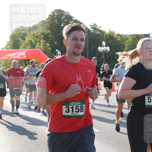 07.09.2025 - BARMER Alsterlauf Yannick Fuchs http://msf.ph/oto/8731250 07.09.2025 09:01:08 Laufen 489, 5490, 2280, 36, 3158, 36, 5703, 6 meine-sportfotos.de