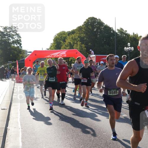07.09.2025 - BARMER Alsterlauf Yannick Fuchs http://msf.ph/oto/8731253 07.09.2025 09:01:09 Laufen 6489, 5134, 5490, 3593, 5585, 2498, 831 meine-sportfotos.de