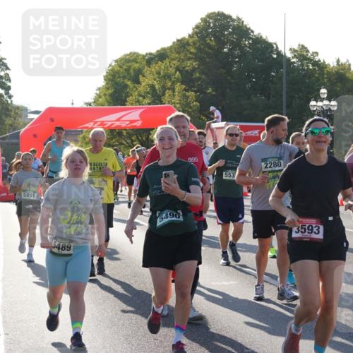 07.09.2025 - BARMER Alsterlauf Yannick Fuchs http://msf.ph/oto/8731271 07.09.2025 09:01:11 Laufen 5891, 5489, 5490, 553, 2280, 5384, 3314, 3593 meine-sportfotos.de