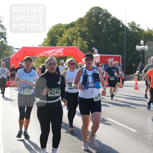 07.09.2025 - BARMER Alsterlauf Yannick Fuchs http://msf.ph/oto/8731324 07.09.2025 09:01:18 Laufen 44414, 35, 3116, 4244, 5814, 2259, 5990 meine-sportfotos.de