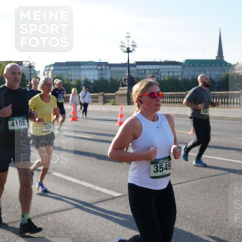 07.09.2025 - BARMER Alsterlauf Yannick Fuchs http://msf.ph/oto/8731351 07.09.2025 09:01:21 Laufen 4106, 3549, 225 meine-sportfotos.de
