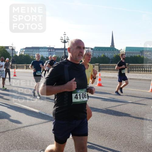 07.09.2025 - BARMER Alsterlauf Yannick Fuchs http://msf.ph/oto/8731354 07.09.2025 09:01:22 Laufen 4104, 5610, 5968, 1, 4106, 585 meine-sportfotos.de