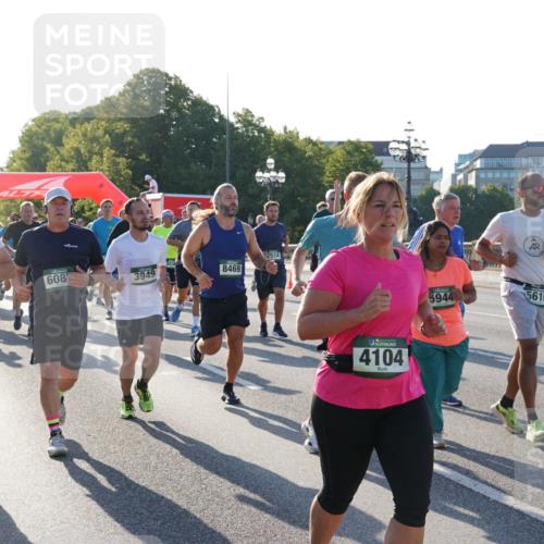 07.09.2025 - BARMER Alsterlauf Yannick Fuchs http://msf.ph/oto/8731368 07.09.2025 09:01:24 Laufen 3865, 608, 3949, 8469, 2514, 4104, 5944, 5610, 5453 meine-sportfotos.de