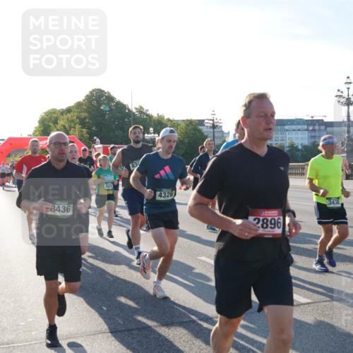 07.09.2025 - BARMER Alsterlauf Yannick Fuchs http://msf.ph/oto/8731402 07.09.2025 09:01:28 Laufen 8436, 626, 4326, 2896, 3438 meine-sportfotos.de