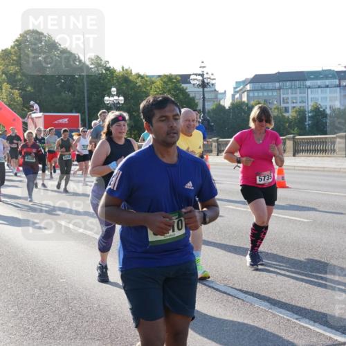 07.09.2025 - BARMER Alsterlauf Yannick Fuchs http://msf.ph/oto/8731429 07.09.2025 09:01:33 Laufen 5415, 3413, 4507, 595, 4508, 4084, 10, 5735 meine-sportfotos.de