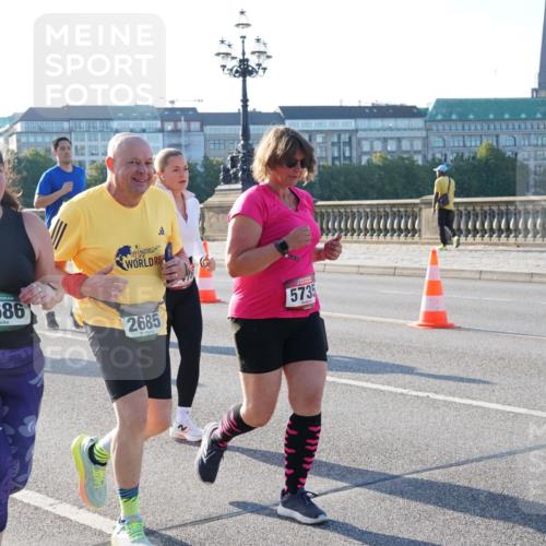 07.09.2025 - BARMER Alsterlauf Yannick Fuchs http://msf.ph/oto/8731437 07.09.2025 09:01:34 Laufen 3363, 2686, 2685, 5735 meine-sportfotos.de