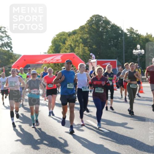 07.09.2025 - BARMER Alsterlauf Yannick Fuchs http://msf.ph/oto/8731444 07.09.2025 09:01:35 Laufen 4072, 5415, 4507, 595, 4508, 4084, 355 meine-sportfotos.de