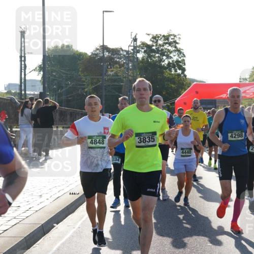 07.09.2025 - BARMER Alsterlauf Yannick Fuchs http://msf.ph/oto/8731471 07.09.2025 09:01:40 Laufen 22, 4848, 334, 3835, 4440, 4298, 2755, 8370 meine-sportfotos.de