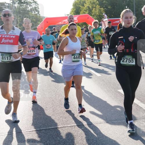 07.09.2025 - BARMER Alsterlauf Yannick Fuchs http://msf.ph/oto/8731491 07.09.2025 09:01:42 Laufen 34, 202, 8117, 6225, 2801, 4440, 8485, 8370, 6230, 00, 3959, 3, 2755 meine-sportfotos.de