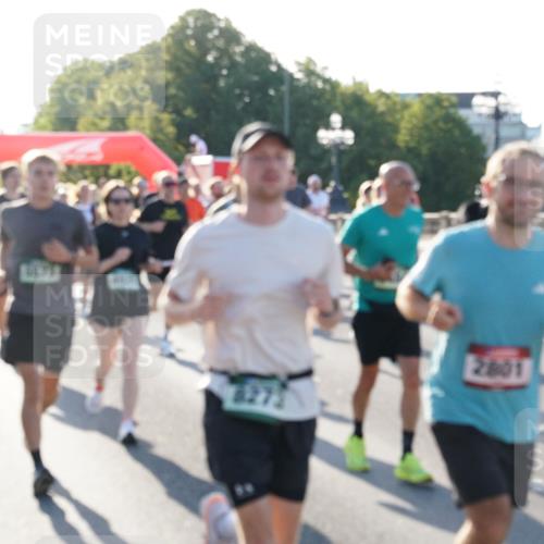 07.09.2025 - BARMER Alsterlauf Yannick Fuchs http://msf.ph/oto/8731511 07.09.2025 09:01:45 Laufen 2801 meine-sportfotos.de