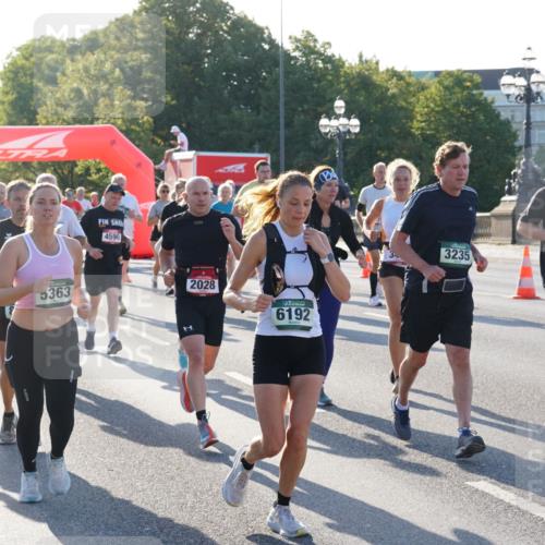 07.09.2025 - BARMER Alsterlauf Yannick Fuchs http://msf.ph/oto/8731537 07.09.2025 09:01:49 Laufen 8303, 5363, 4590, 2028, 6192, 3235, 4648, 3850 meine-sportfotos.de