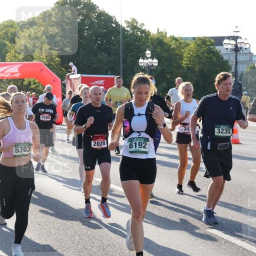 07.09.2025 - BARMER Alsterlauf Yannick Fuchs http://msf.ph/oto/8731539 07.09.2025 09:01:50 Laufen 10, 8303, 83, 5363, 4590, 2028, 6192, 3850, 46, 34, 3235 meine-sportfotos.de
