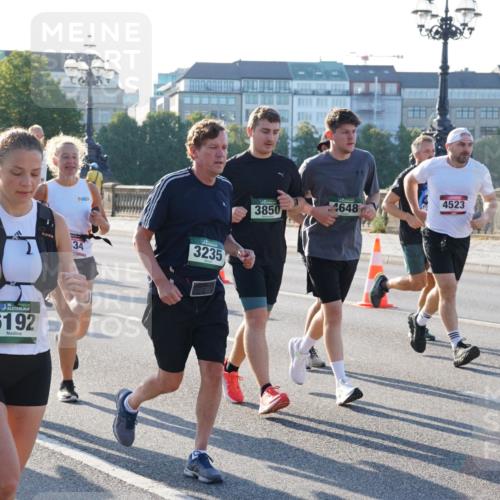 07.09.2025 - BARMER Alsterlauf Yannick Fuchs http://msf.ph/oto/8731546 07.09.2025 09:01:50 Laufen 2028, 36, 6192, 34, 3235, 4523, 3850, 4648 meine-sportfotos.de