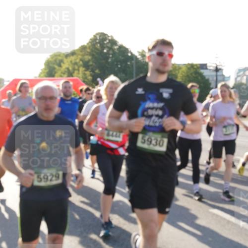 07.09.2025 - BARMER Alsterlauf Yannick Fuchs http://msf.ph/oto/8731737 07.09.2025 09:02:17 Laufen 5929, 5930 meine-sportfotos.de