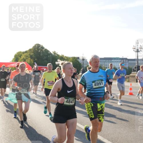 07.09.2025 - BARMER Alsterlauf Yannick Fuchs http://msf.ph/oto/8731850 07.09.2025 09:02:29 Laufen 5809, 2665, 4847, 4991 meine-sportfotos.de