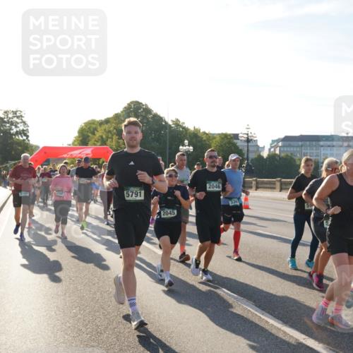 07.09.2025 - BARMER Alsterlauf Yannick Fuchs http://msf.ph/oto/8731877 07.09.2025 09:02:32 Laufen 3168, 3169, 5791, 2045, 2046, 336, 5186 meine-sportfotos.de