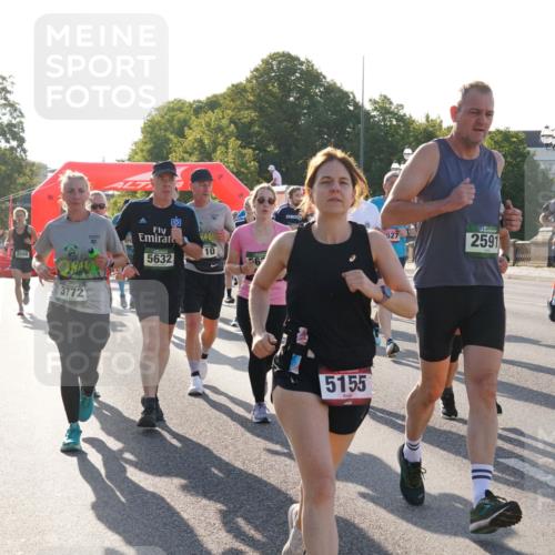 07.09.2025 - BARMER Alsterlauf Yannick Fuchs http://msf.ph/oto/8731952 07.09.2025 09:02:44 Laufen 44614, 8500, 3772, 5632, 562, 5155, 527, 2591, 6014, 523 meine-sportfotos.de