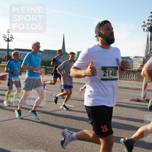 07.09.2025 - BARMER Alsterlauf Yannick Fuchs http://msf.ph/oto/8731970 07.09.2025 09:02:47 Laufen 5901, 4938, 136, 2146, 28, 3733, 827, 14 meine-sportfotos.de
