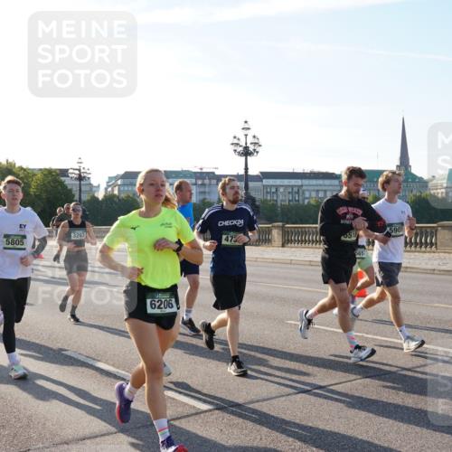 07.09.2025 - BARMER Alsterlauf Yannick Fuchs http://msf.ph/oto/8731978 07.09.2025 09:02:49 Laufen 4710, 5805, 24, 3267, 6206, 473, 518, 5657, 5901 meine-sportfotos.de
