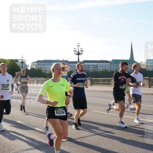07.09.2025 - BARMER Alsterlauf Yannick Fuchs http://msf.ph/oto/8731979 07.09.2025 09:02:49 Laufen 10, 5805, 326, 24, 1730, 6206, 5518 meine-sportfotos.de