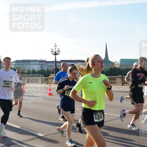 07.09.2025 - BARMER Alsterlauf Yannick Fuchs http://msf.ph/oto/8731985 07.09.2025 09:02:49 Laufen 2263, 8479, 5805, 267, 590, 551, 6206, 199 meine-sportfotos.de