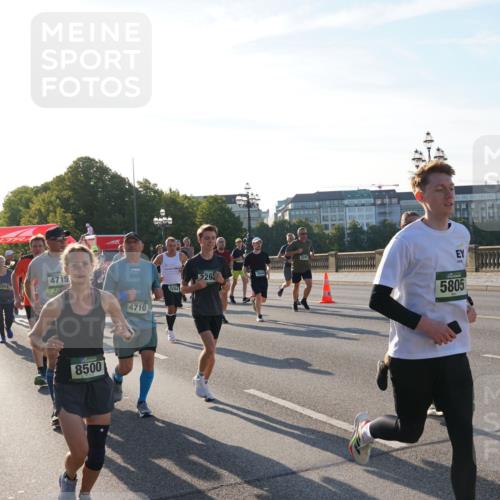 07.09.2025 - BARMER Alsterlauf Yannick Fuchs http://msf.ph/oto/8731992 07.09.2025 09:02:50 Laufen 4715, 3091, 8500, 4710, 226, 3656, 5805 meine-sportfotos.de