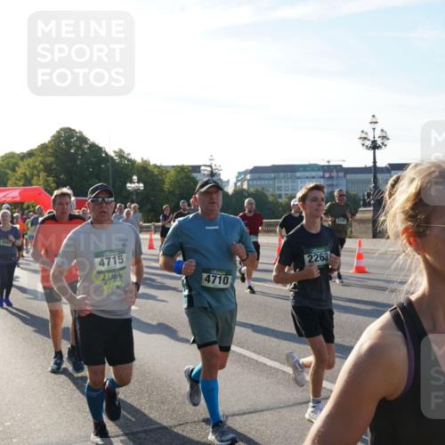 07.09.2025 - BARMER Alsterlauf Yannick Fuchs http://msf.ph/oto/8732004 07.09.2025 09:02:51 Laufen 3097, 4715, 4710, 2263, 120 meine-sportfotos.de