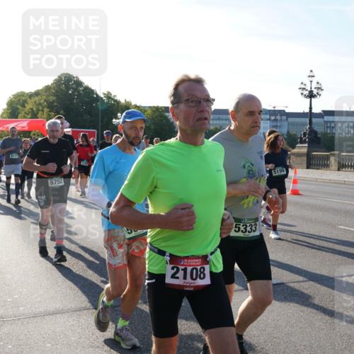 07.09.2025 - BARMER Alsterlauf Yannick Fuchs http://msf.ph/oto/8732064 07.09.2025 09:03:05 Laufen 3661, 8111, 5752, 36, 2108, 5333, 5199, 5289 meine-sportfotos.de